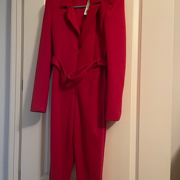 Elegant Red Women's Jumpsuit - Picture 3 of 4